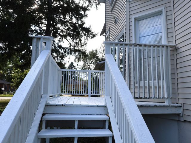 2911 EMMAUS Avenue, Zion, IL 60099