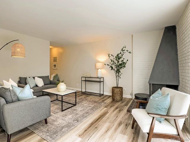 1200 Vine St 4C, Denver, CO 80206