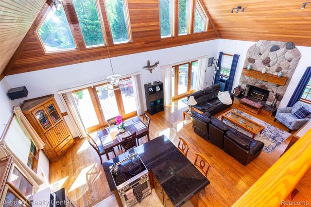 8706 Buckland Drive, Northfield Township, MI 48178