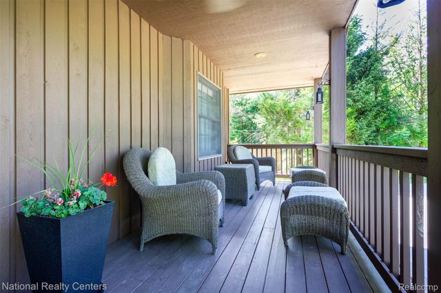 8706 Buckland Drive, Northfield Township, MI 48178