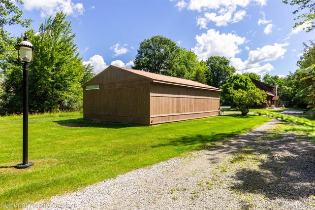 8706 Buckland Drive, Northfield Township, MI 48178