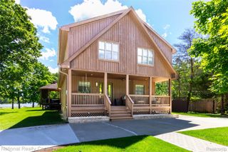 8706 Buckland Drive, Northfield Township, MI 48178