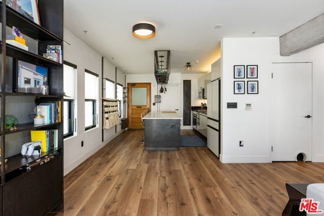 416 S Spring Street 609, Los Angeles, CA 90013