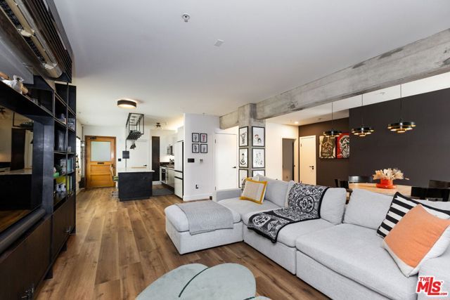 416 S Spring Street 609, Los Angeles, CA 90013