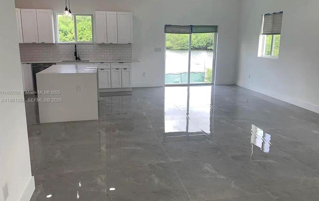 655 NW 24th Ave 0, Fort Lauderdale, FL 33311