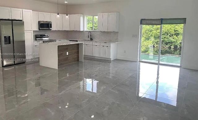 655 NW 24th Ave 0, Fort Lauderdale, FL 33311