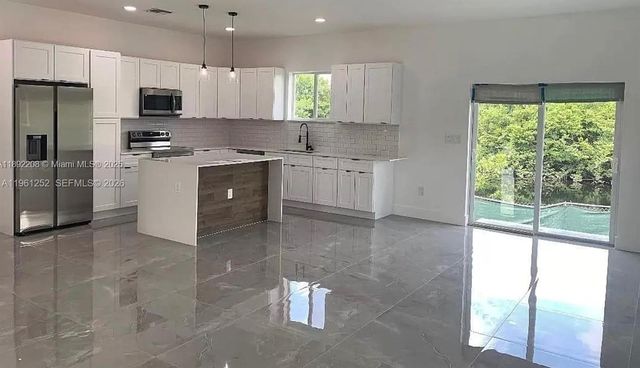 655 NW 24th Ave 0, Fort Lauderdale, FL 33311