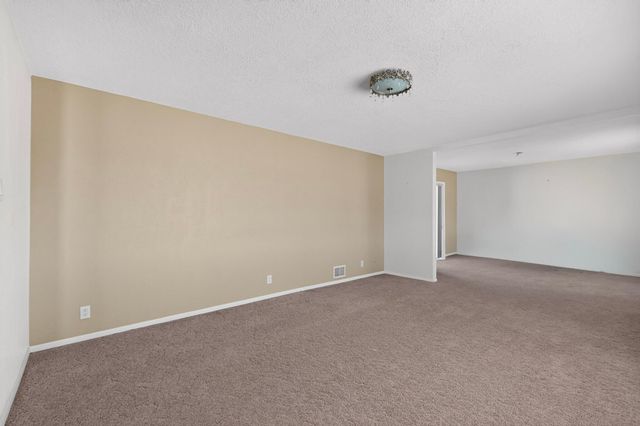 407 C De Baca Lane NW, Albuquerque, NM 87114