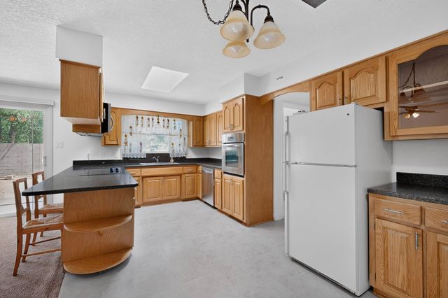 407 C De Baca Lane NW, Albuquerque, NM 87114