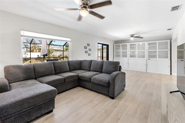 11245 69TH AVENUE, Seminole, FL 33772