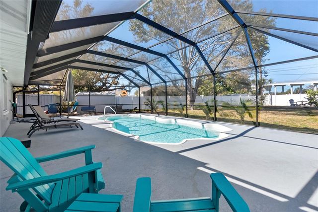 11245 69TH AVENUE, Seminole, FL 33772