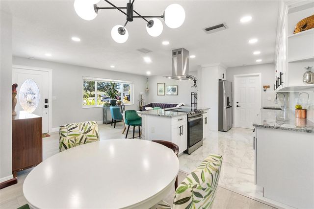 11245 69TH AVENUE, Seminole, FL 33772