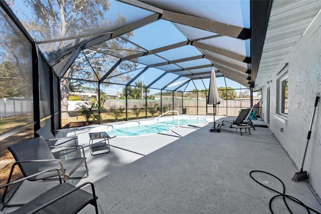 11245 69TH AVENUE, Seminole, FL 33772