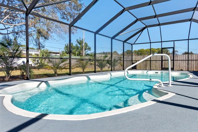 11245 69TH AVENUE, Seminole, FL 33772