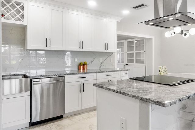 11245 69TH AVENUE, Seminole, FL 33772