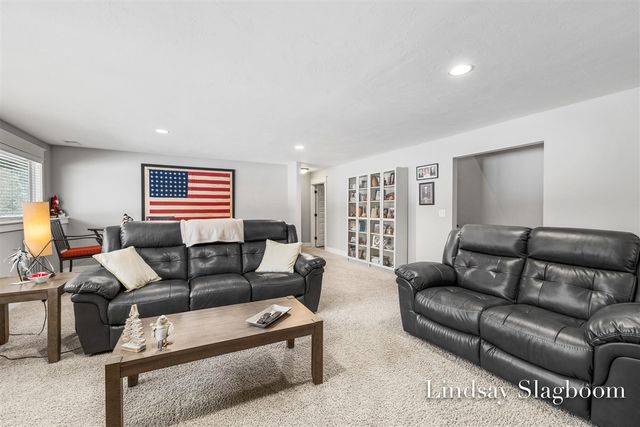 7938 Black Cherry Way 8, Caledonia, MI 49316