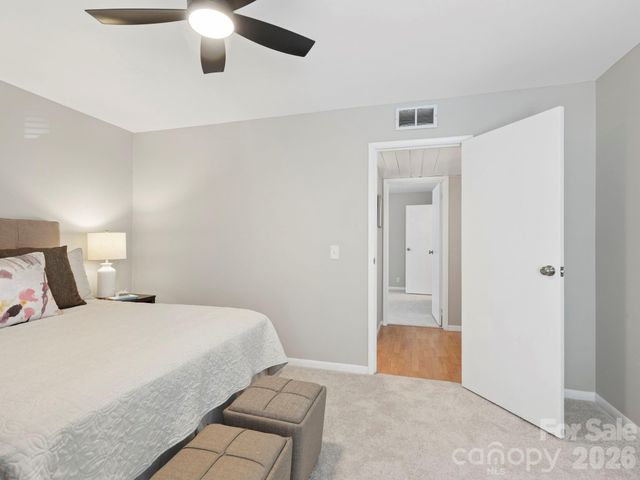 2628 Park Road D, Charlotte, NC 28209
