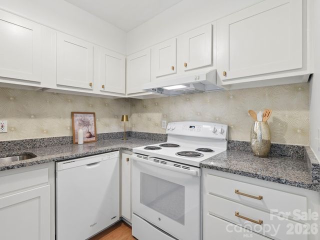 2628 Park Road D, Charlotte, NC 28209