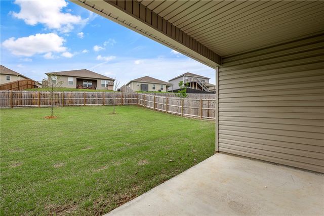 529 Ashwood Street, Lowell, AR 72745
