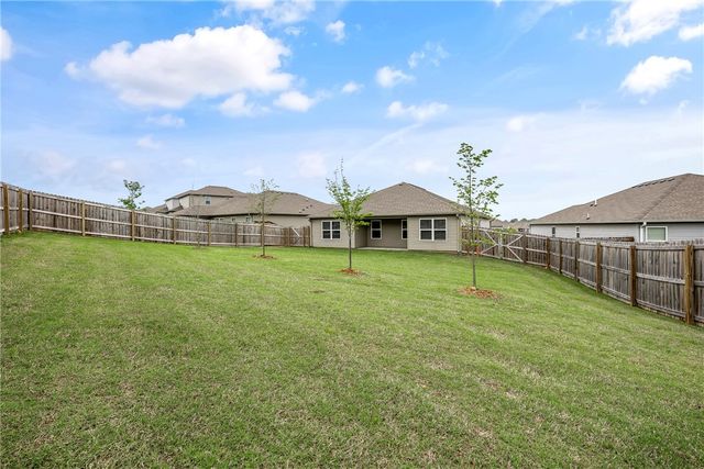 529 Ashwood Street, Lowell, AR 72745