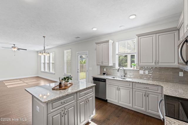 586 Hampton Drive, North Augusta, SC 29860