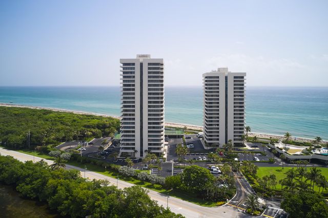 5550 N Ocean Drive 9D, Singer Island, FL 33404