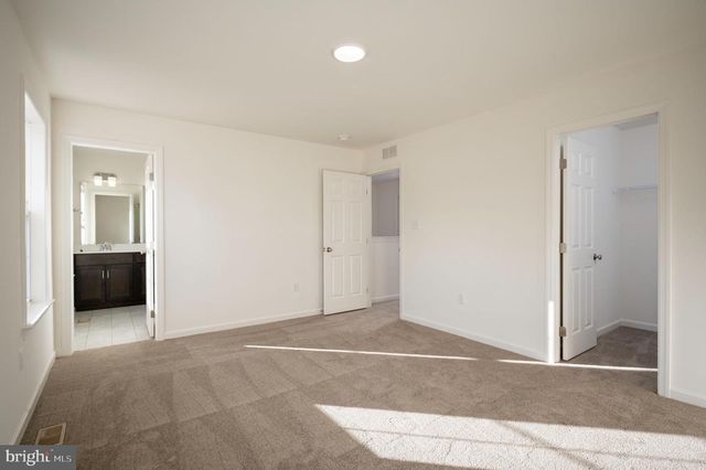 322 RESERVE LN, Mechanicsburg, PA 17050