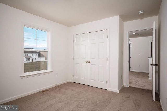 322 RESERVE LN, Mechanicsburg, PA 17050