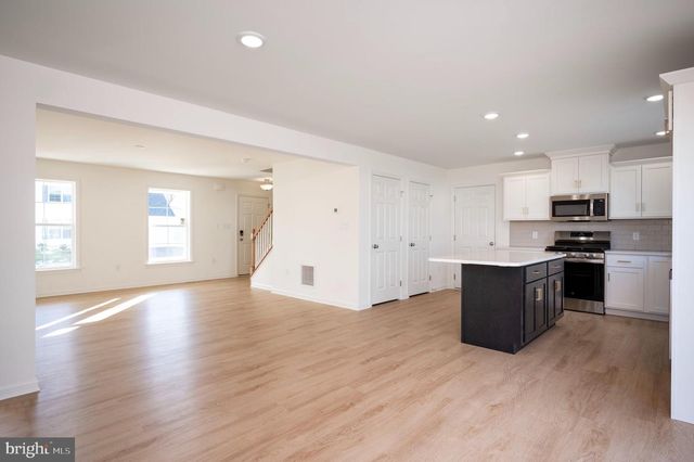 322 RESERVE LN, Mechanicsburg, PA 17050