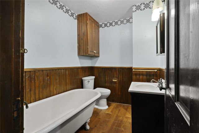 401 W Maple Street, Whitewright, TX 75491