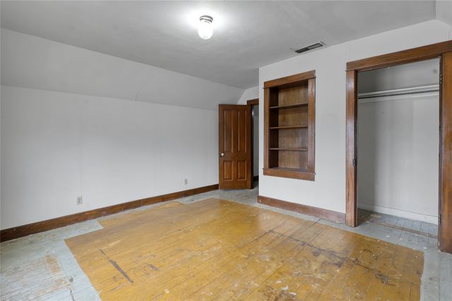 401 W Maple Street, Whitewright, TX 75491