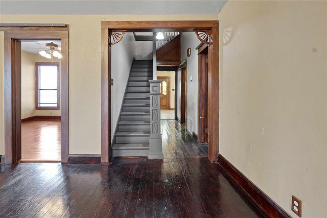 401 W Maple Street, Whitewright, TX 75491