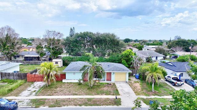 849 Faith Street NE, Palm Bay, FL 32905