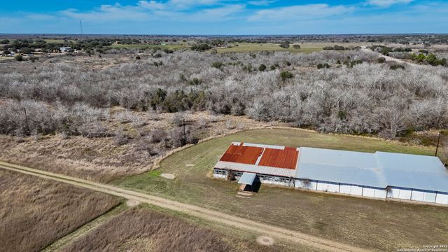 000 FM 351, Beeville, TX 78102