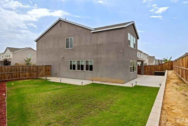 9516 Sweetgum Hill Lane, Shafter, CA 93263