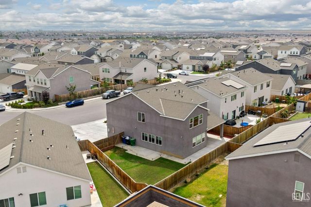 9516 Sweetgum Hill Lane, Shafter, CA 93263