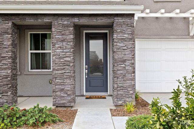 9516 Sweetgum Hill Lane, Shafter, CA 93263