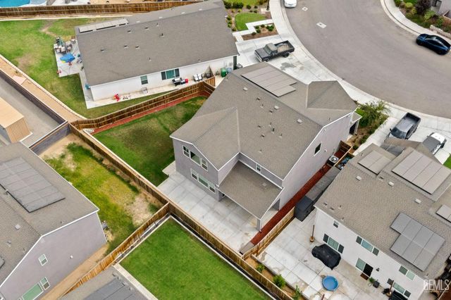 9516 Sweetgum Hill Lane, Shafter, CA 93263