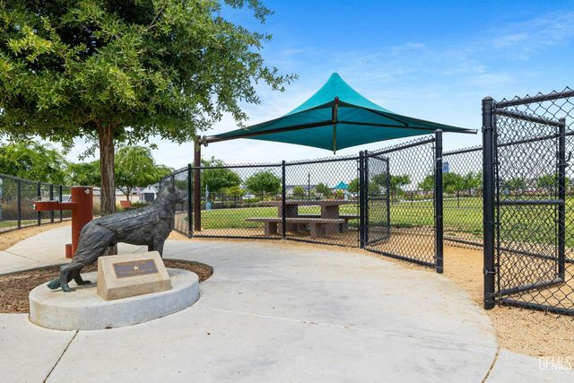 9516 Sweetgum Hill Lane, Shafter, CA 93263