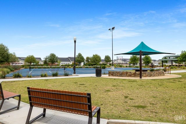 9516 Sweetgum Hill Lane, Shafter, CA 93263