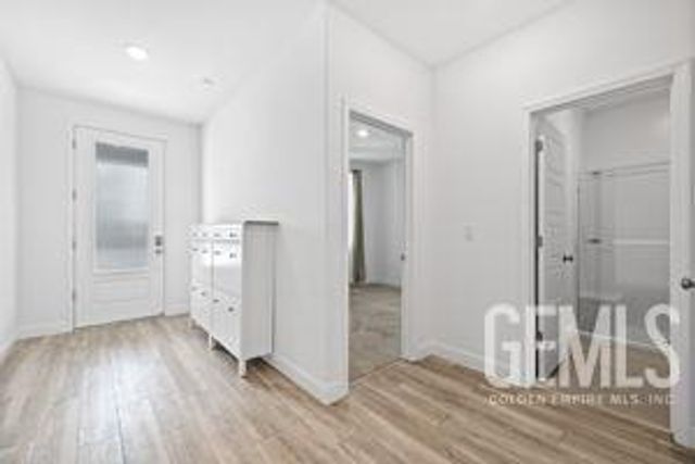 9516 Sweetgum Hill Lane, Shafter, CA 93263