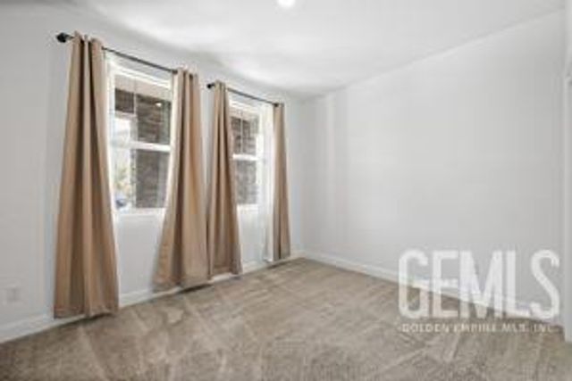 9516 Sweetgum Hill Lane, Shafter, CA 93263