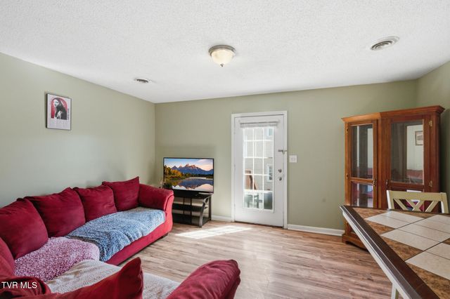 630 Elizabethton Highway 1-6, Bluff City, TN 37618