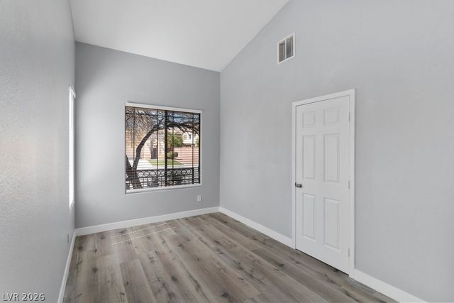 5724 Pacesetter Street, North Las Vegas, NV 89081