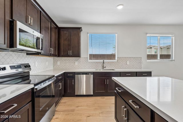 9521 W TAMARISK Avenue, Tolleson, AZ 85353