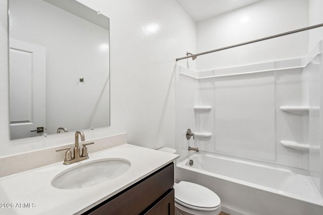 9521 W TAMARISK Avenue, Tolleson, AZ 85353