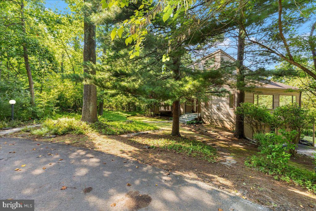 153 HERRONTOWN LN, PRINCETON, NJ 08540 — photo 2