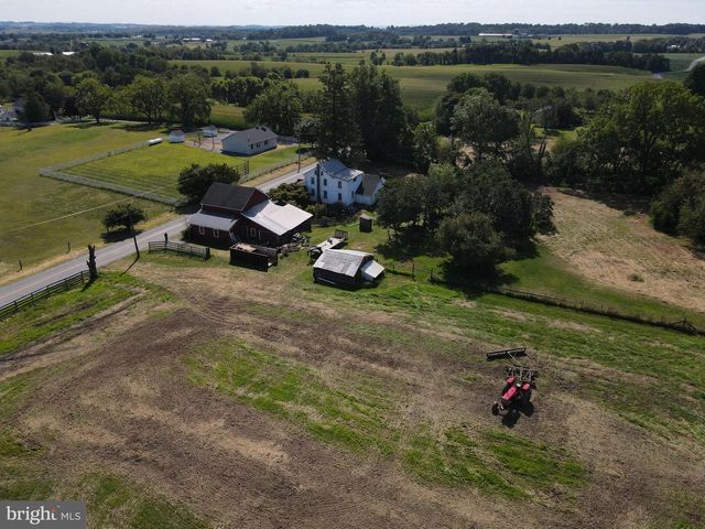 630 BELLAIRE RD, Elizabethtown, PA 17022