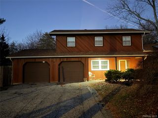7 Gloucester Drive, Wyandanch, NY 11798