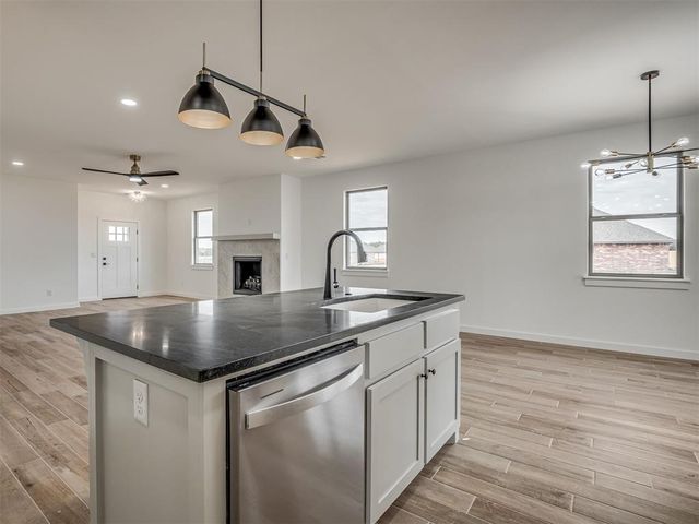 10621 SW 18th Street, Yukon, OK 73099